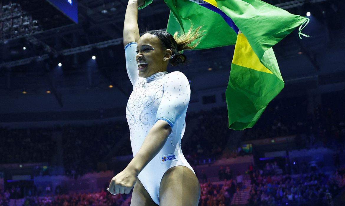 Rebeca Andrade conquista o ouro no Mundial Maringá Mais Informação